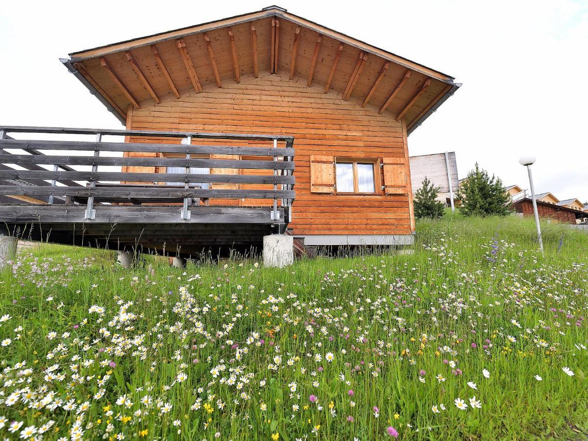 Holiday Home Komfort Aclas Maiensaess Resort-1 By Interhome Urmein Exterior photo
